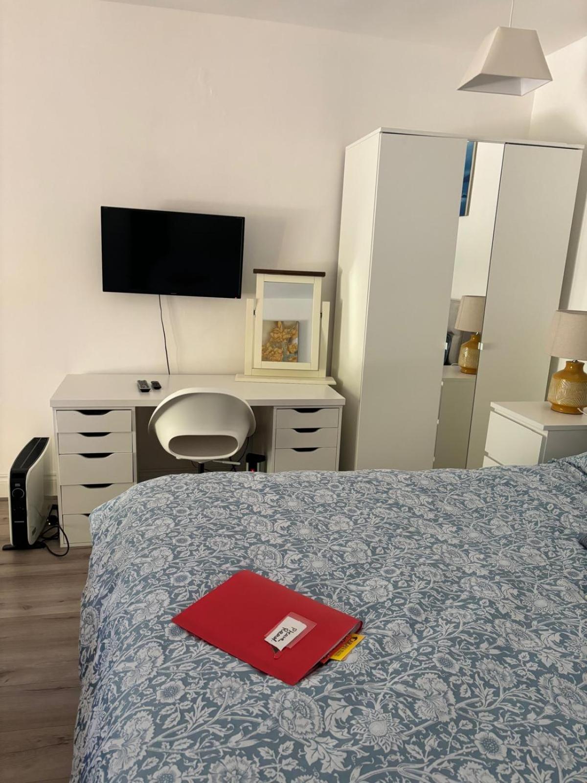 בלינה Basement Studio Apartment מראה חיצוני תמונה